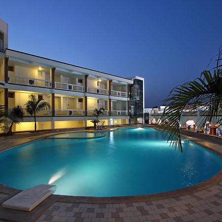 Prakruti Resort 바도다라 외부 사진