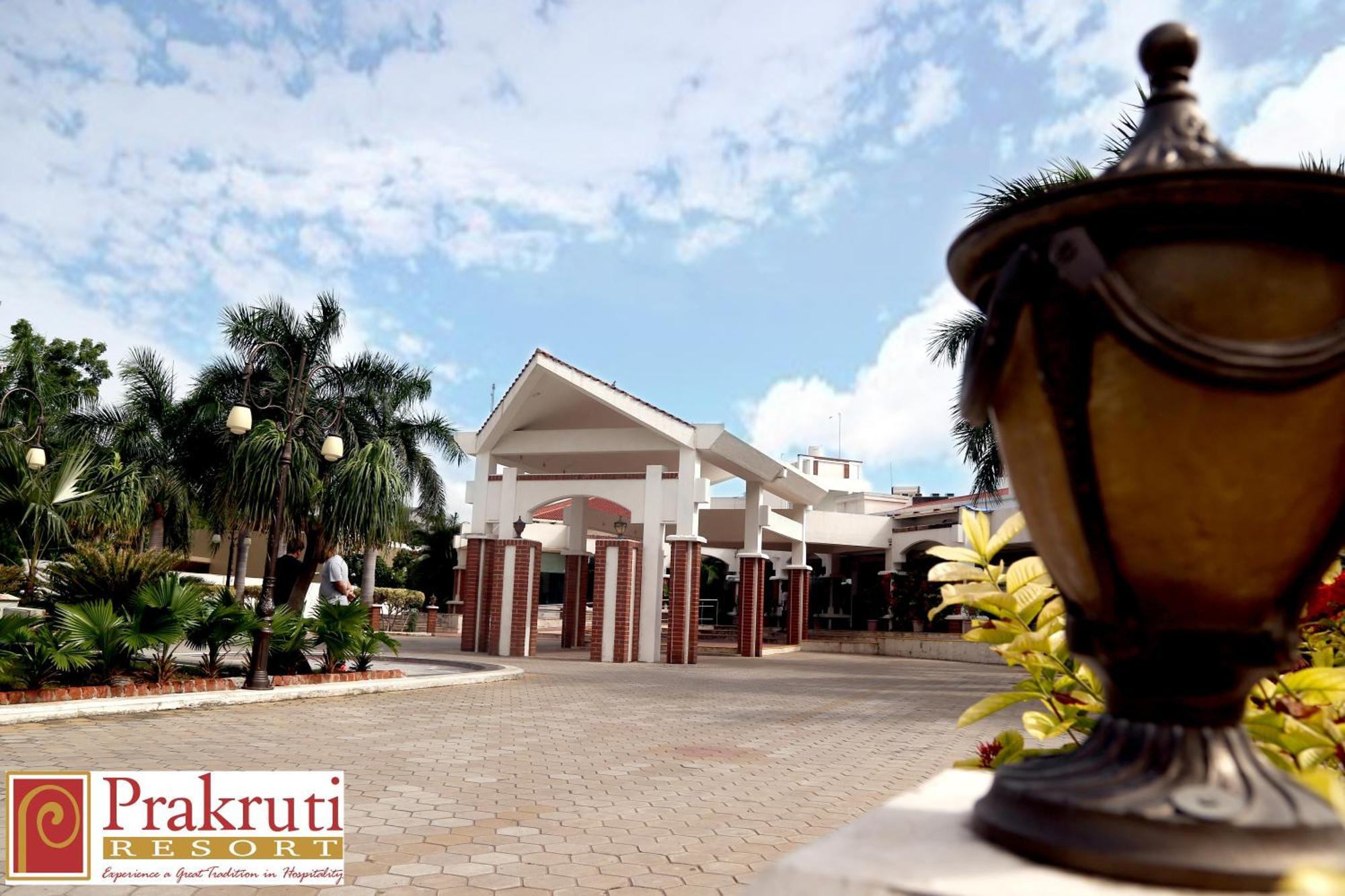 Prakruti Resort 바도다라 외부 사진