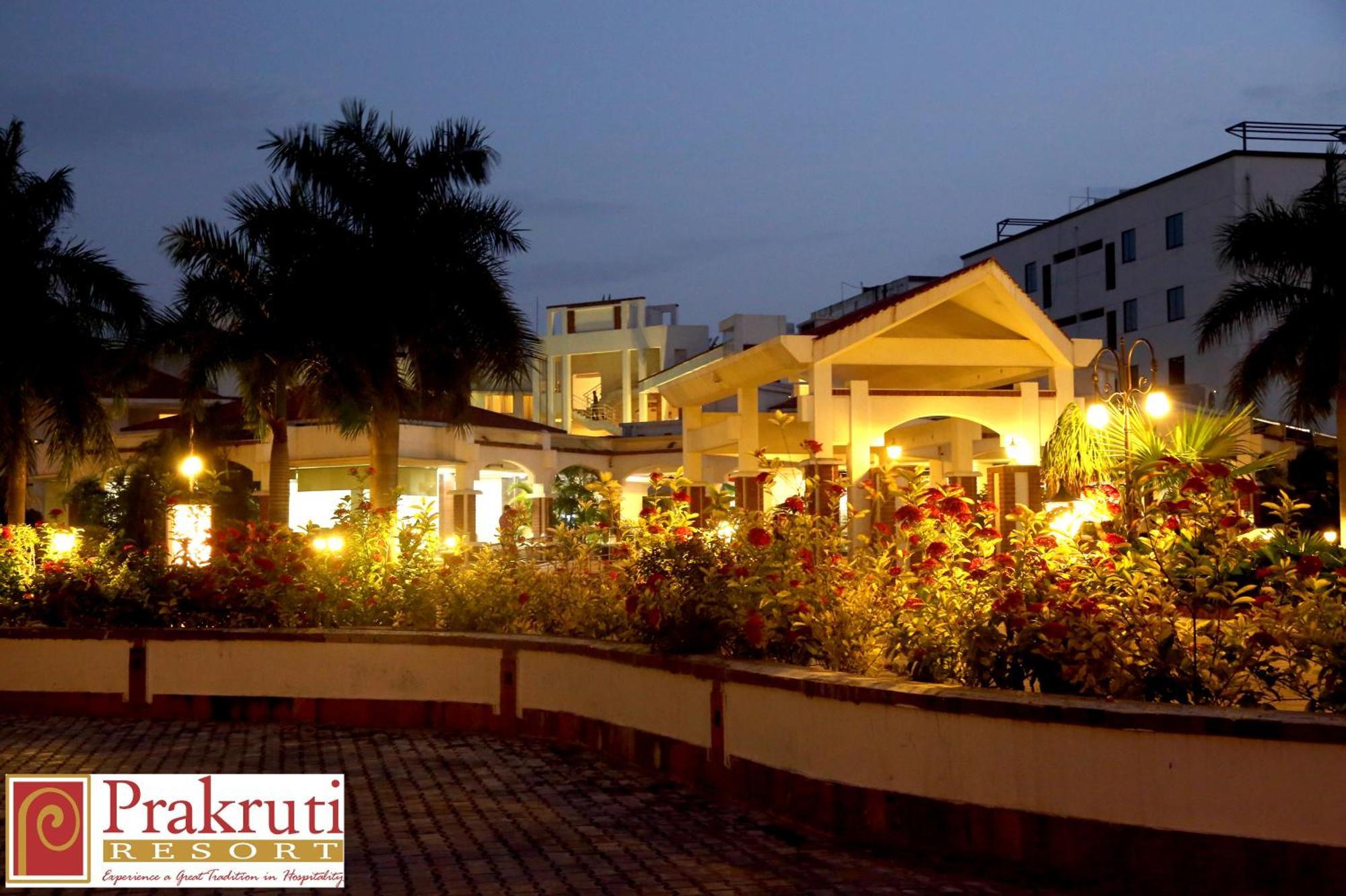 Prakruti Resort 바도다라 외부 사진