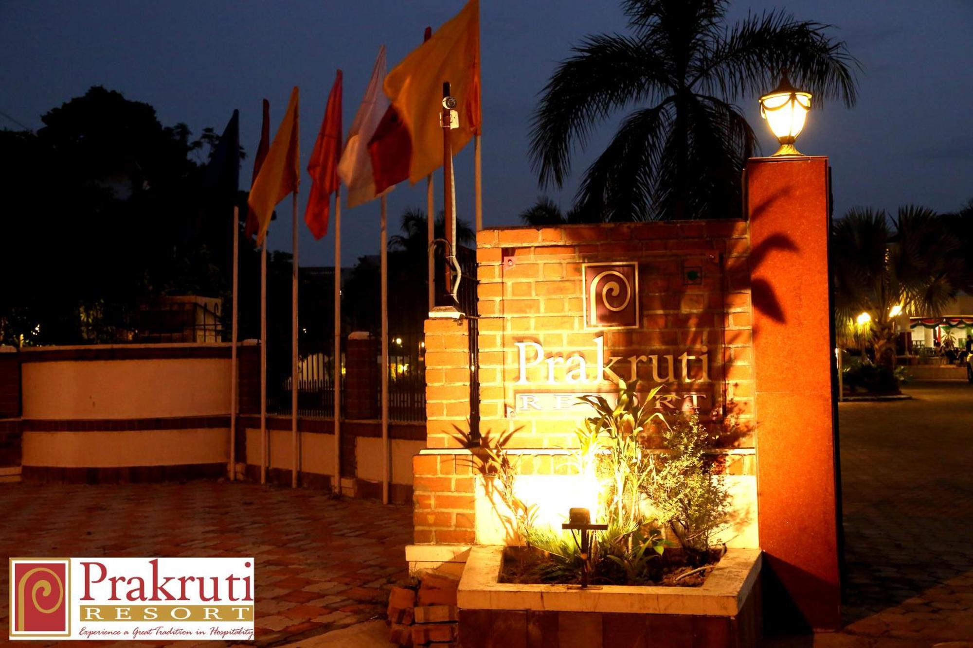 Prakruti Resort 바도다라 외부 사진